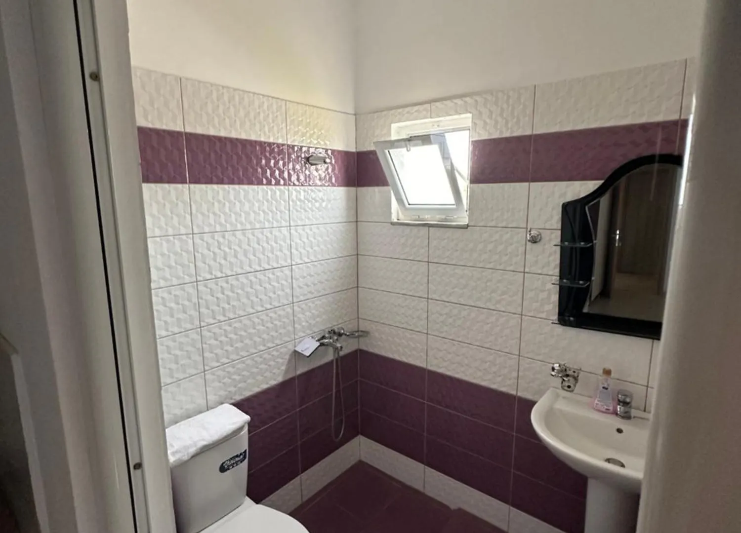 Guesthouse Titi Ksamil